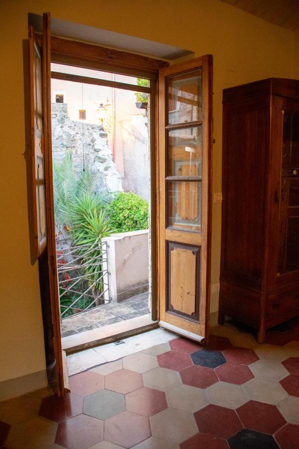 Villa Palazzo Del Diplomatico à Belmonte Calabro Extérieur photo